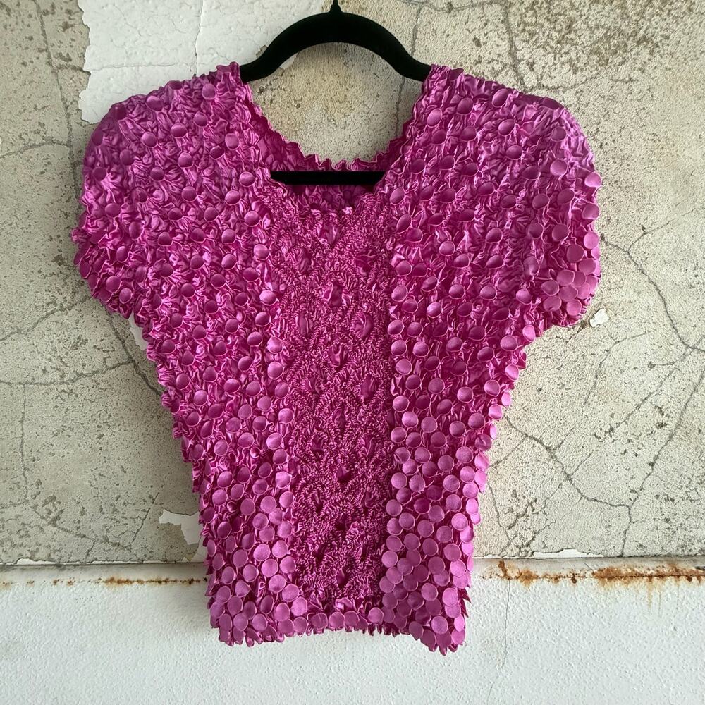 Y2K Puff Sleeve‎ Rosette Texture Top in Magenta Satin Coquette Fit XS–S